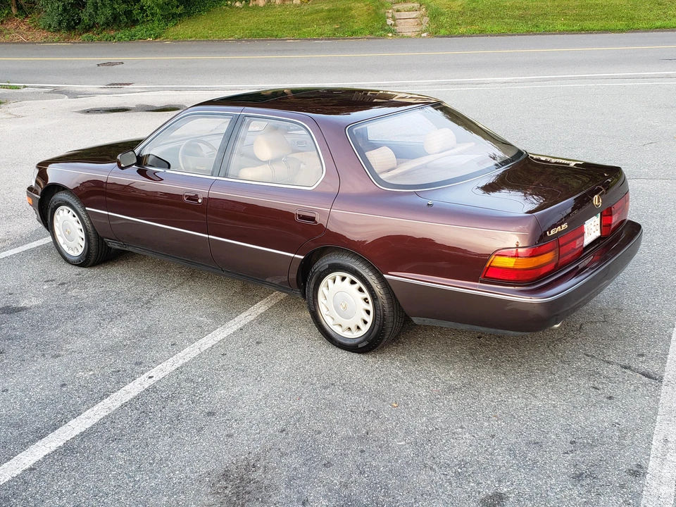 1991 Lexus LS 1st Gen - Image 18 of 31