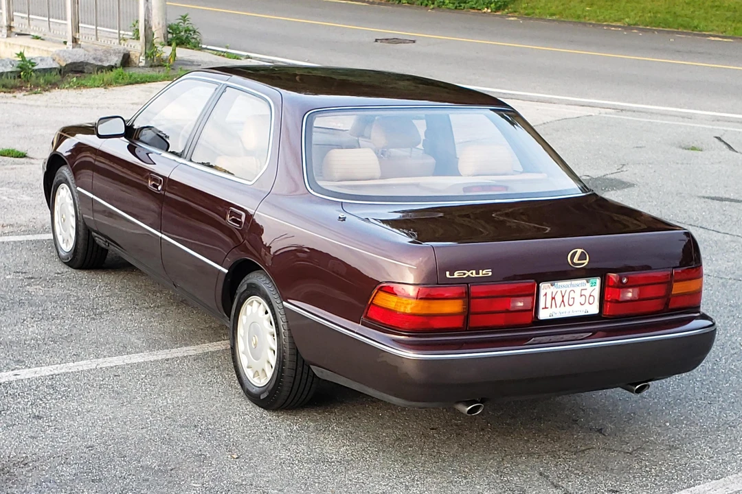 1991 Lexus LS 1st Gen - Image 23 of 31