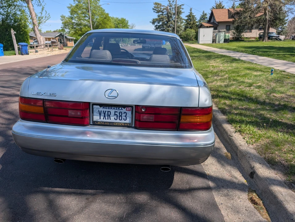 1991 Lexus LS 1st Gen - Image 10 of 31