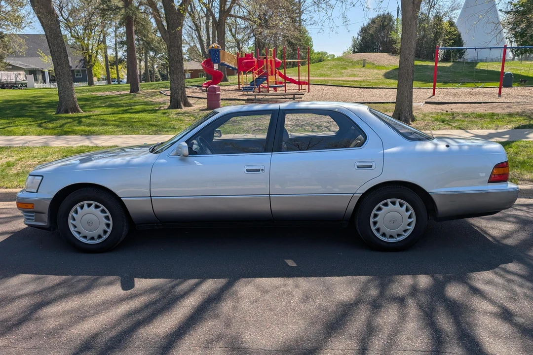 1991 Lexus LS 1st Gen - Image 3 of 31