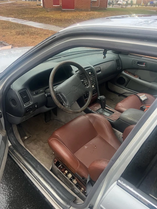 1991 Lexus LS 1st Gen - Image 9 of 12