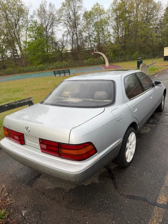 1991 Lexus LS 1st Gen - Image 4 of 12