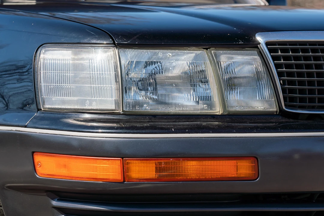 1991 Lexus LS 1st Gen - Image 11 of 31