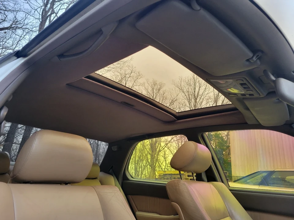 1991 Lexus LS 1st Gen - Image 12 of 19