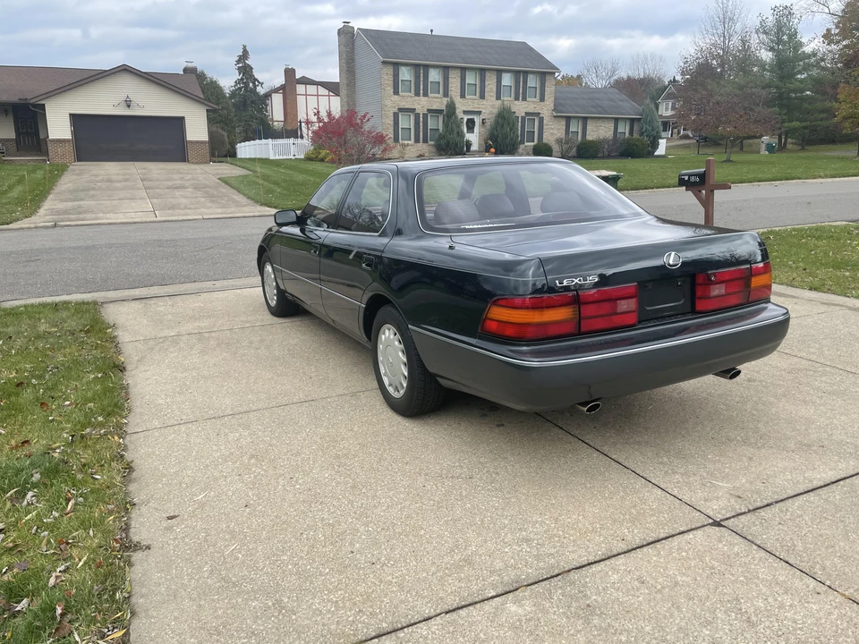1991 Lexus LS 1st Gen - Image 9 of 31