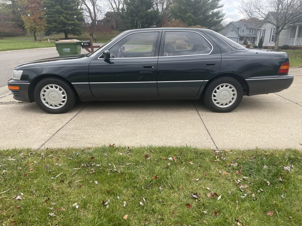 1991 Lexus LS 1st Gen - Image 8 of 31