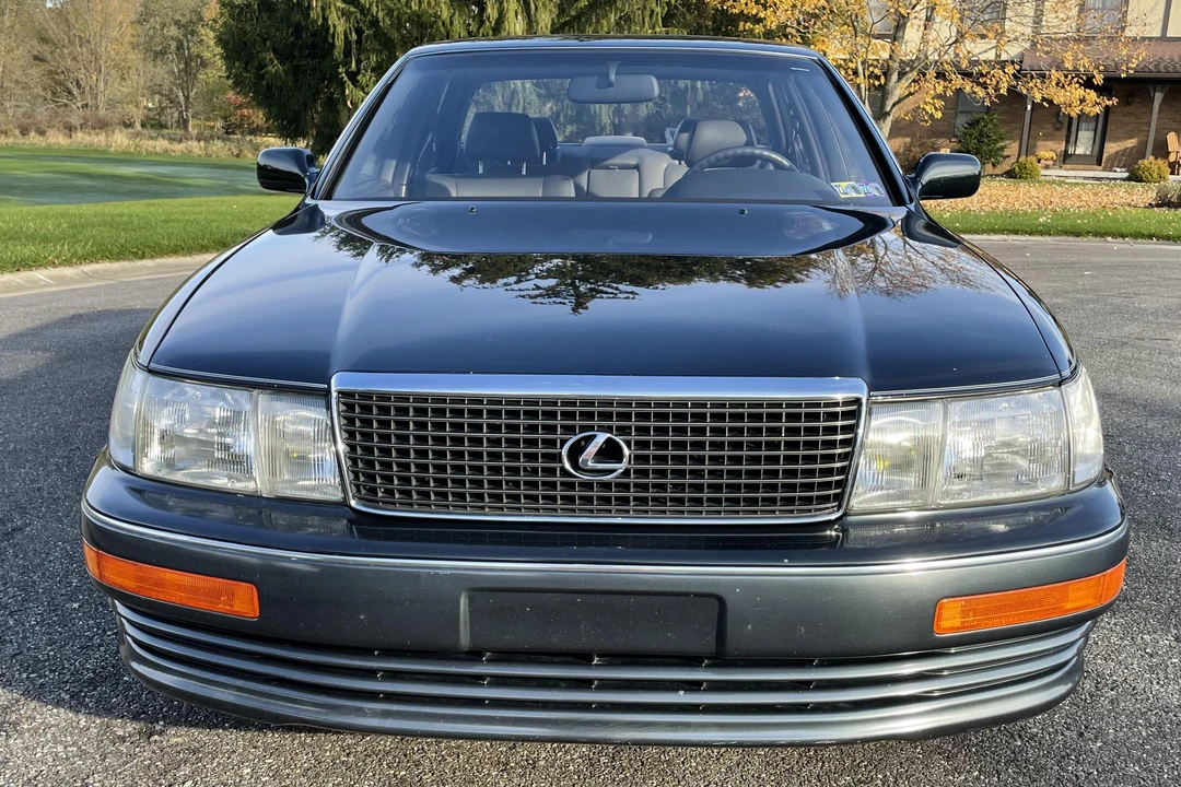 1991 Lexus LS 1st Gen - Image 2 of 31