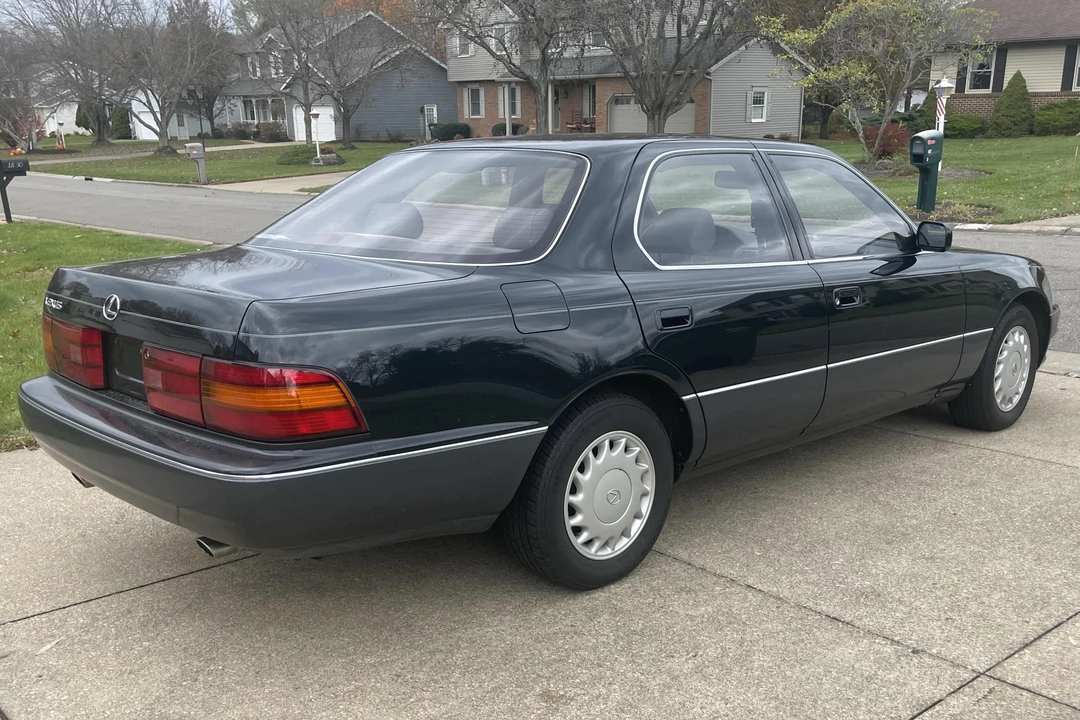 1991 Lexus LS 1st Gen - Image 4 of 31