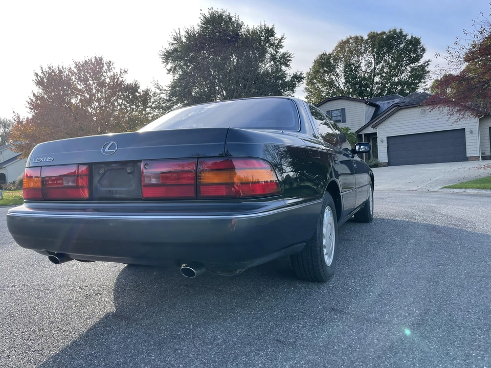 1991 Lexus LS 1st Gen - Image 11 of 31