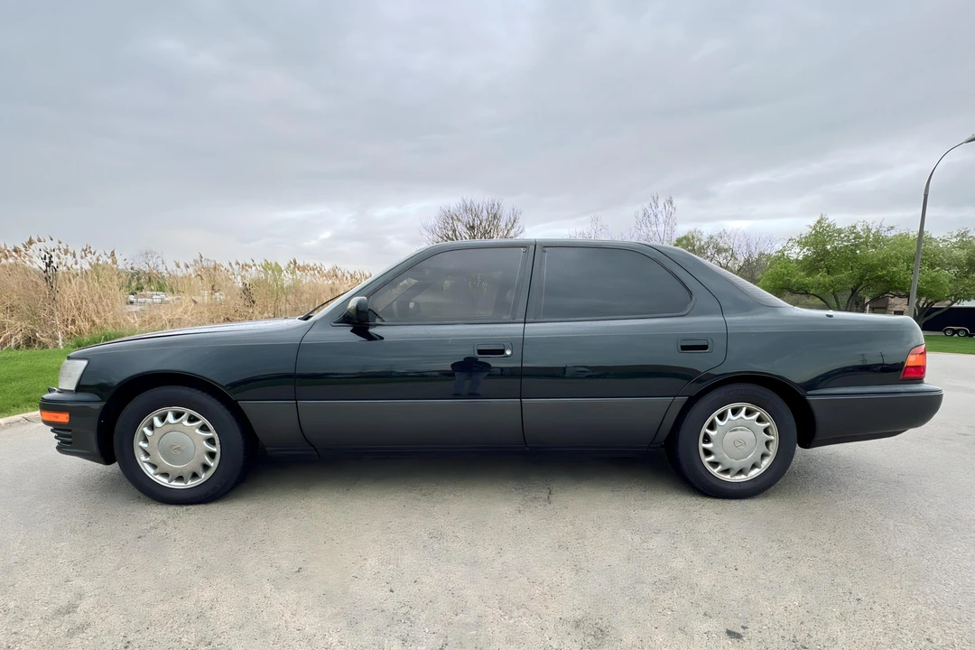 1991 Lexus LS 1st Gen - Image 3 of 31