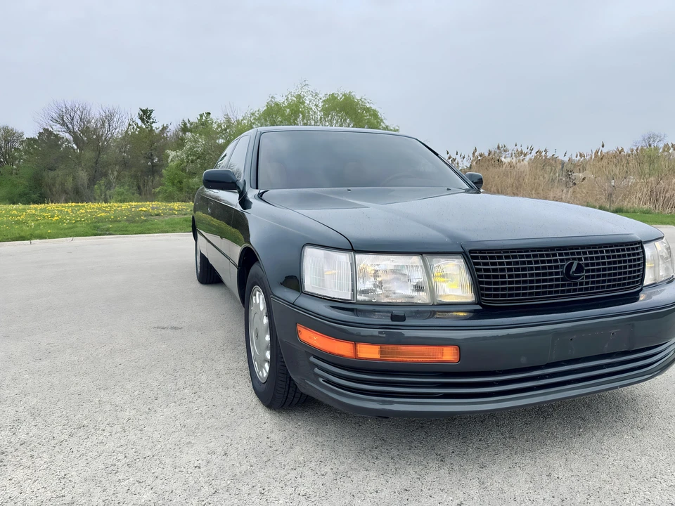 1991 Lexus LS 1st Gen - Image 12 of 31