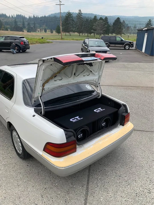 1991 Lexus LS 1st Gen - Image 3 of 12