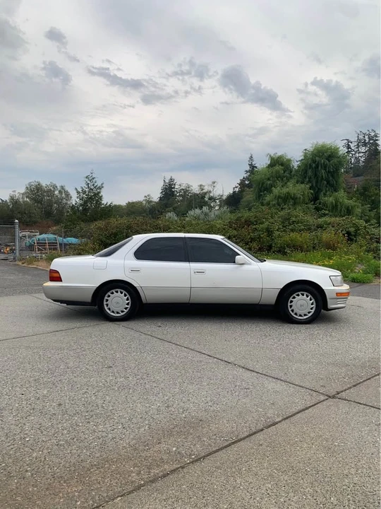 1991 Lexus LS 1st Gen - Image 6 of 12