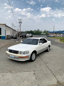 1991 Lexus LS 400
