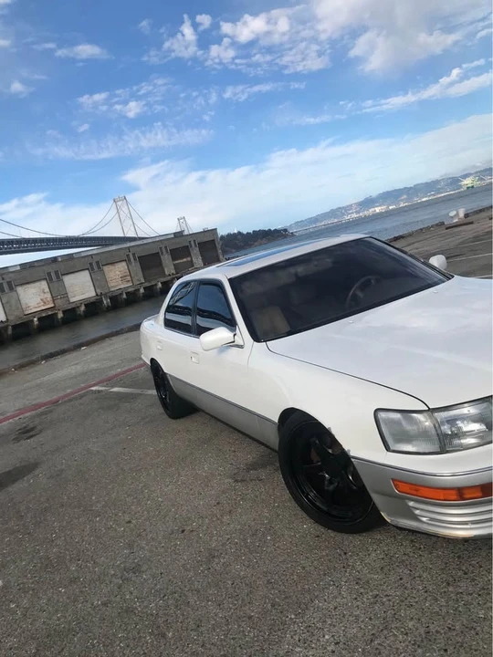 1991 Lexus LS 1st Gen - Image 3 of 3