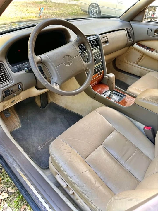 1991 Lexus LS 1st Gen - Image 7 of 11