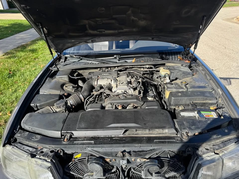 1991 Lexus LS 1st Gen - Image 14 of 17