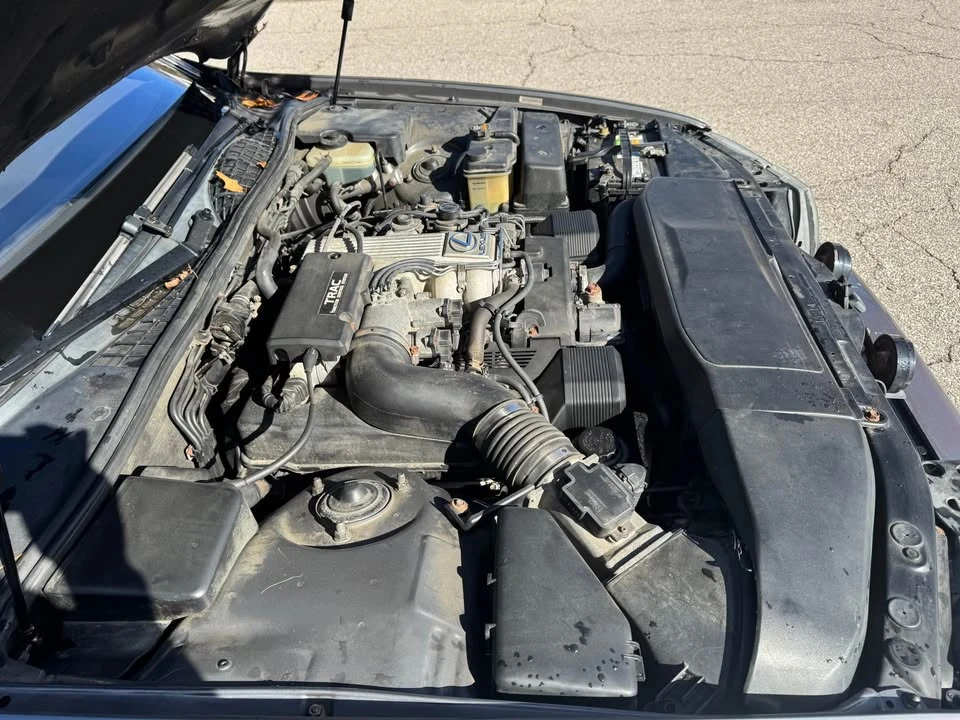 1991 Lexus LS 1st Gen - Image 15 of 17