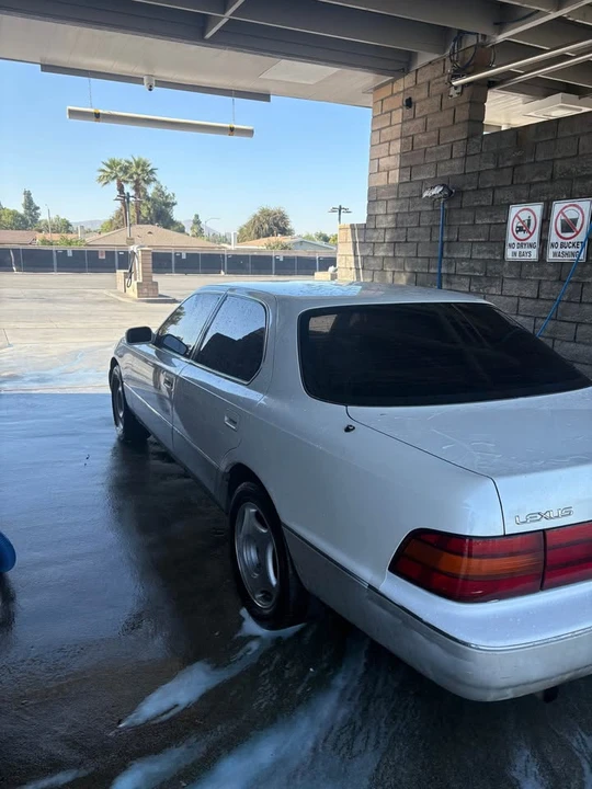 1991 Lexus LS 2nd Gen - Image 3 of 7