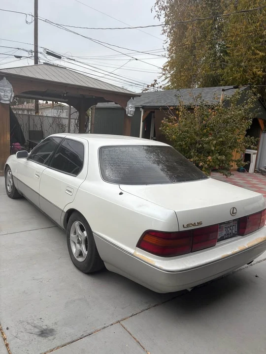 1991 Lexus LS 1st Gen - Image 3 of 5