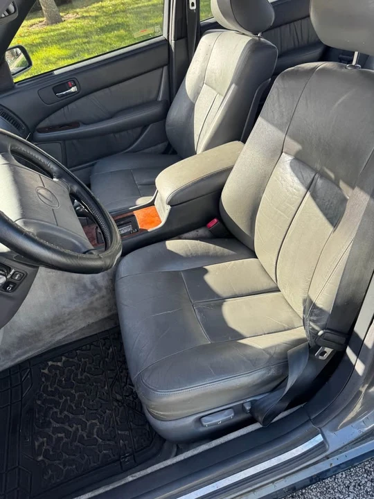 1991 Lexus LS 1st Gen - Image 12 of 17
