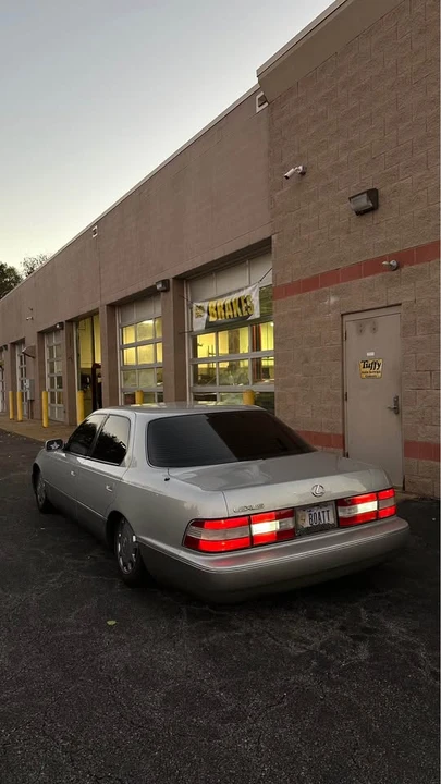 1991 Lexus LS 2nd Gen - Image 6 of 7