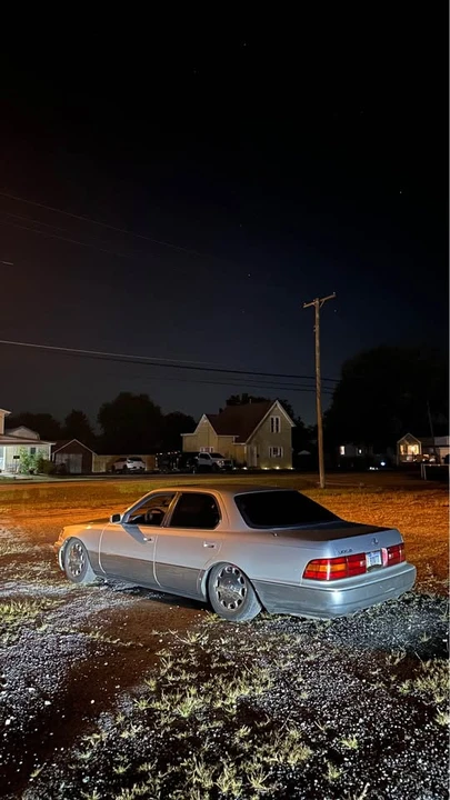 1991 Lexus LS 2nd Gen - Image 4 of 7