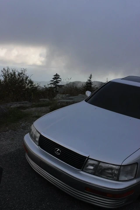 1991 Lexus LS 2nd Gen - Image 2 of 7