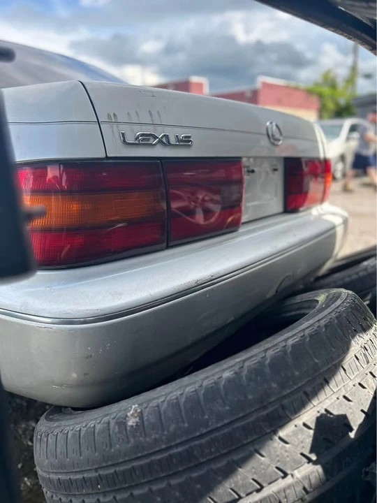 1991 Lexus LS 1st Gen - Image 9 of 19