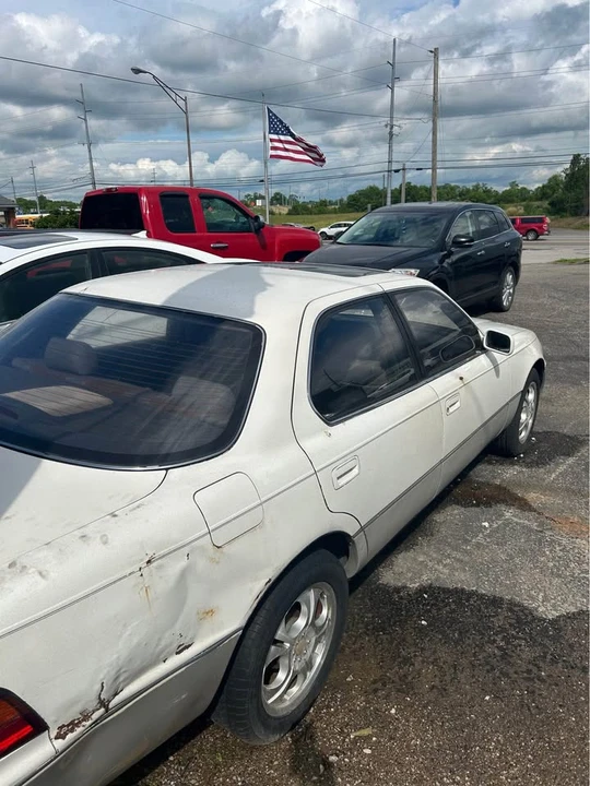 1991 Lexus LS 1st Gen - Image 8 of 19