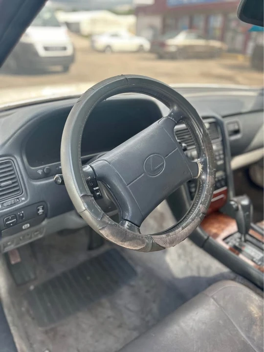 1991 Lexus LS 1st Gen - Image 15 of 19