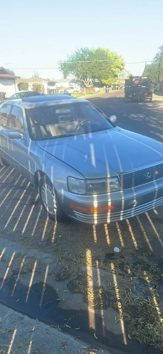 1991 Lexus LS 1st Gen - Image 8 of 11