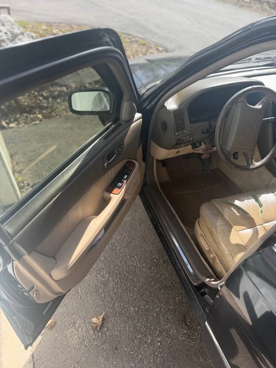1991 Lexus LS 1st Gen - Image 11 of 19