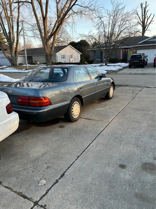 1991 Lexus LS 1st Gen - Image 3 of 12
