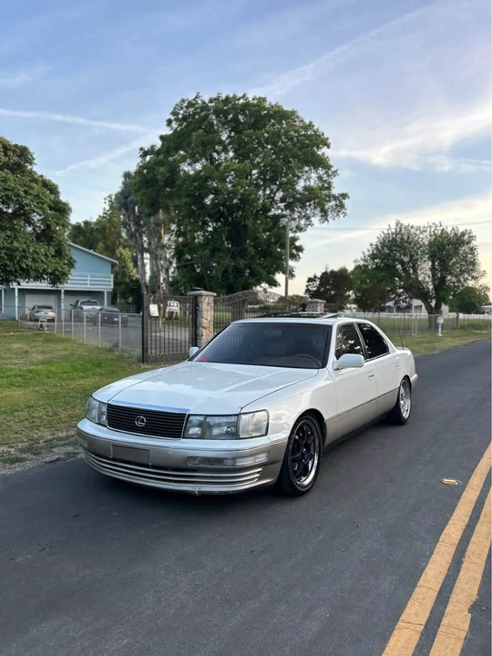 1991 Lexus LS 1st Gen - Image 5 of 8