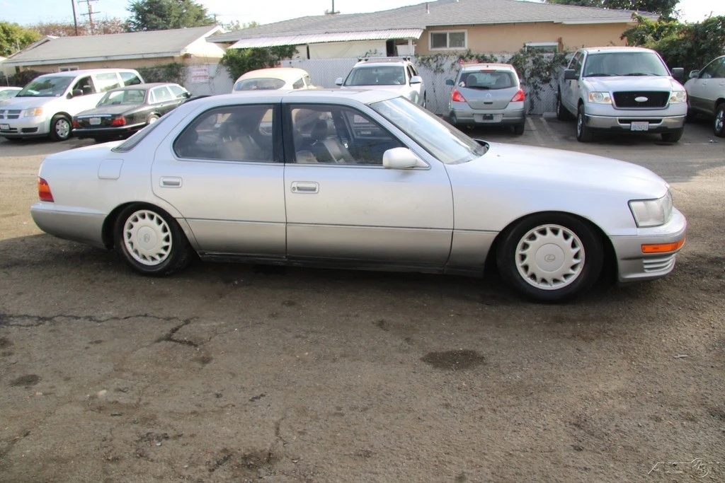 1991 Lexus LS 1st Gen - Image 7 of 21