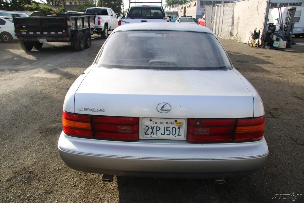 1991 Lexus LS 1st Gen - Image 5 of 21