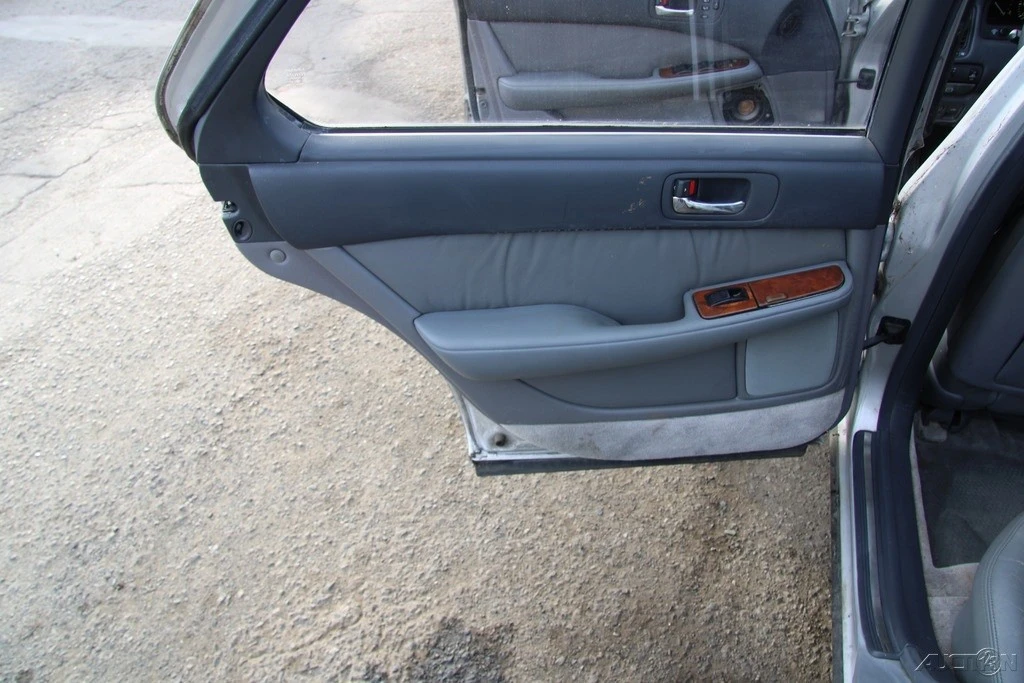 1991 Lexus LS 1st Gen - Image 20 of 21