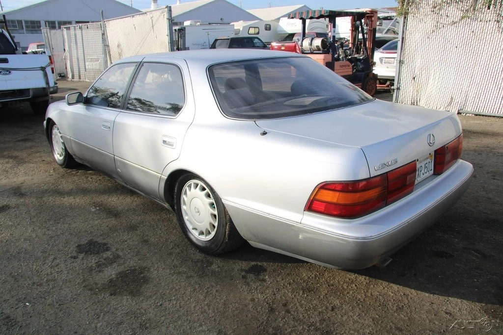 1991 Lexus LS 1st Gen - Image 4 of 21