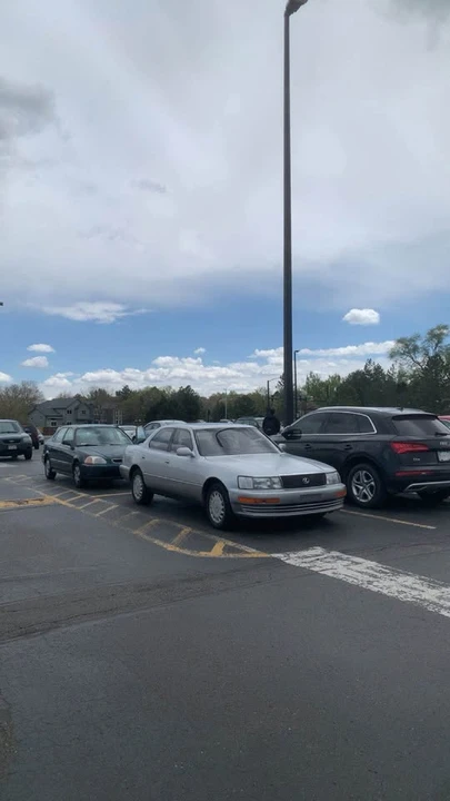 1991 Lexus LS 1st Gen - Image 7 of 12