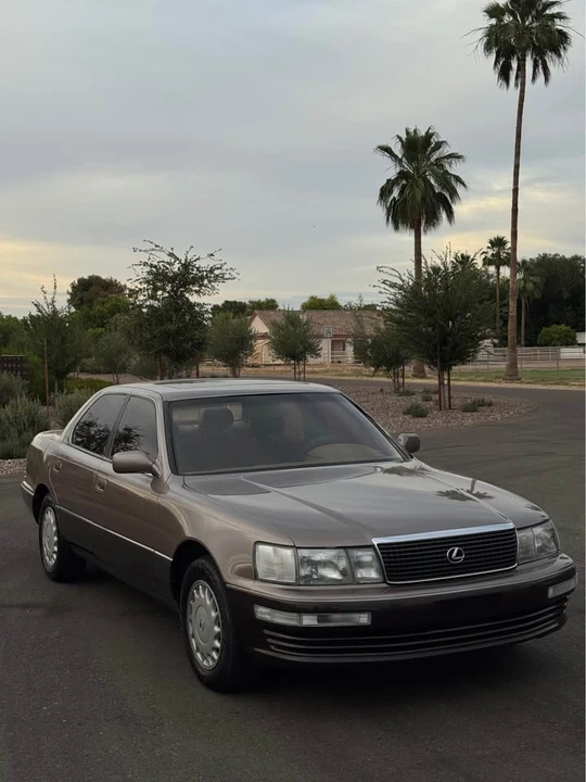 1991 Lexus LS 1st Gen - Image 2 of 20