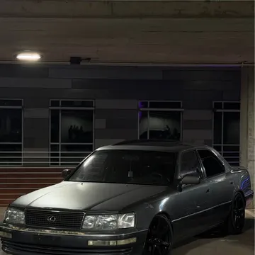 1991 Lexus LS 400 Sedan
