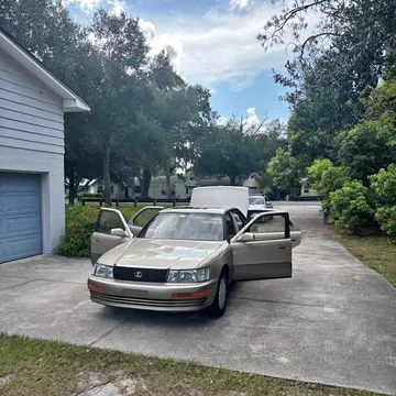 1991 Lexus LS 400 Sedan 4D