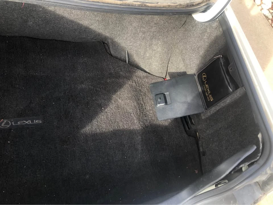 1991 Lexus LS 1st Gen - Image 8 of 11