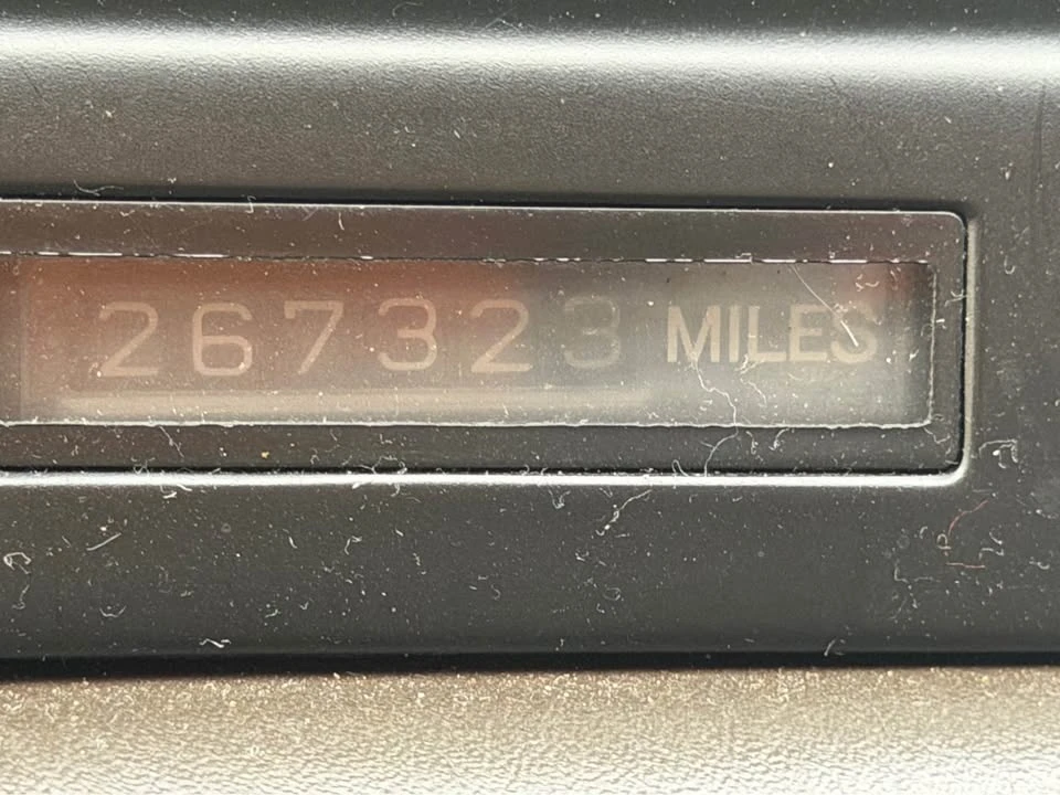 1991 Lexus LS 1st Gen - Image 7 of 9