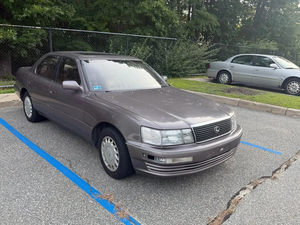 1991 Lexus LS 1st Gen - Image 2 of 9