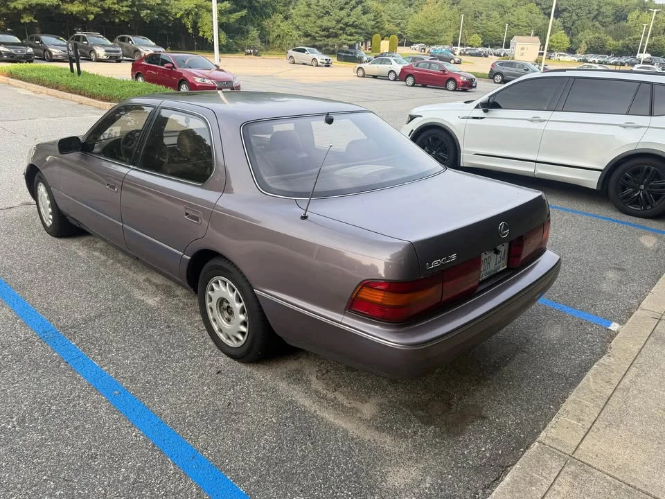 1991 Lexus LS 1st Gen - Image 4 of 9