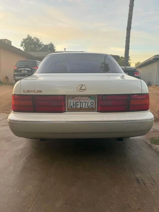 1991 Lexus LS 1st Gen - Image 4 of 10