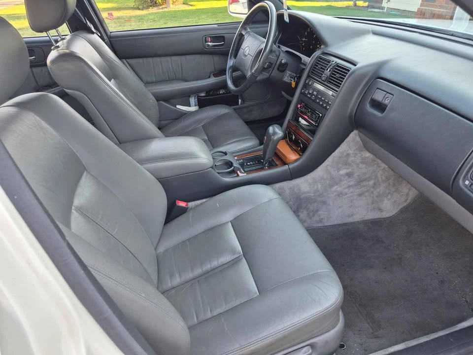 1991 Lexus LS 1st Gen - Image 7 of 8