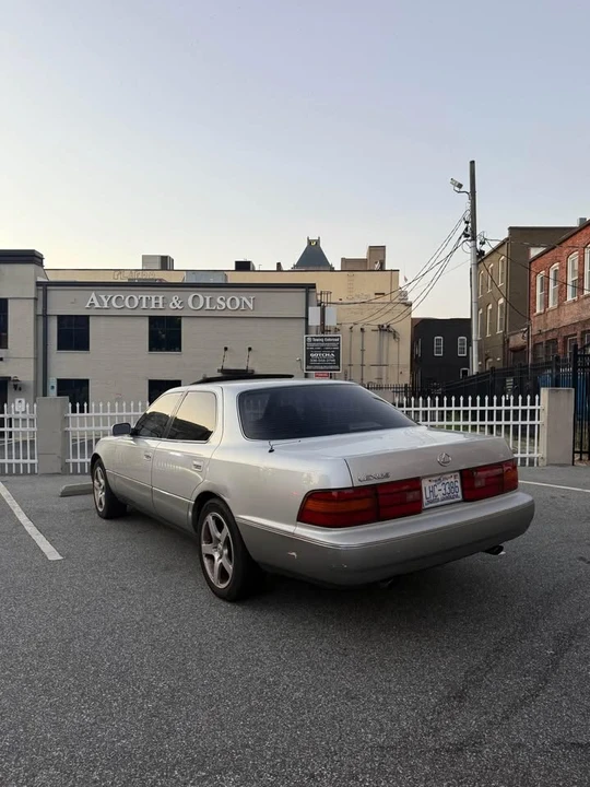1991 Lexus LS 1st Gen - Image 4 of 12